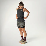 Dynafit Trail Belt in Overcast worn by a runner, front view with the belt at the waist