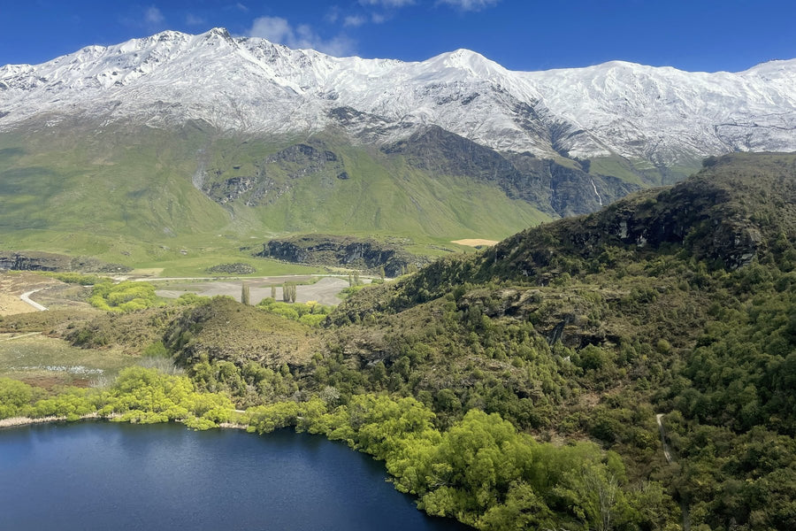 Snow-capped mountains above Diamond Lake, Wānaka