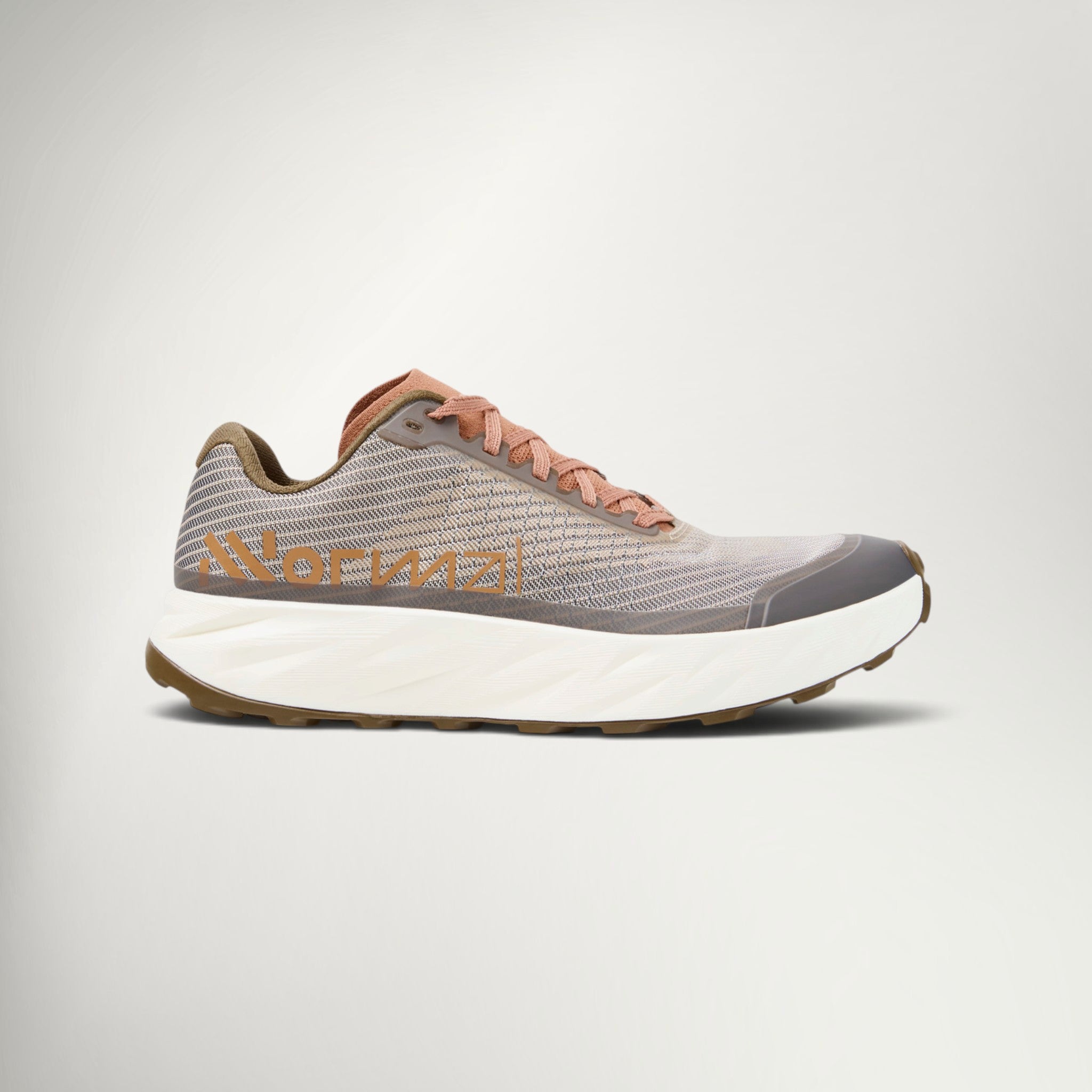 NNormal Kjerag 02 trail running shoe in Brown/Orange