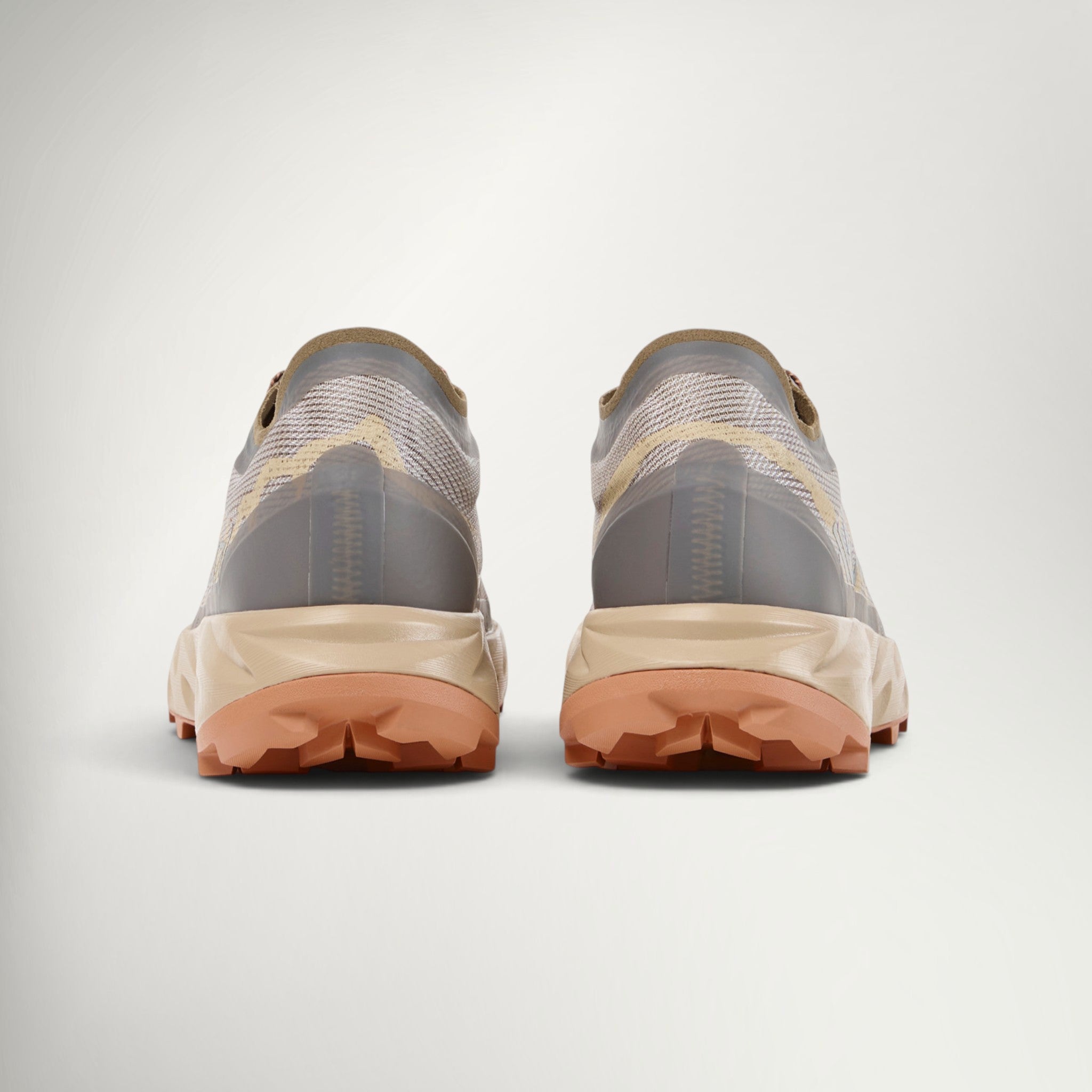 NNormal Kjerag Brut trail running shoe in Brown/Orange